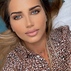 Free access to (@alexia.andra) Leak OnlyFans 

 profile picture