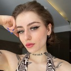 avelvetfeel (elle ☀️) OnlyFans content 

 profile picture