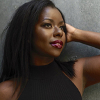 Camille W (@candidlycam) Leaked OnlyFans 

 profile picture