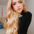 Emiily Kind emiily_kind Leaks OnlyFans 

 profile picture