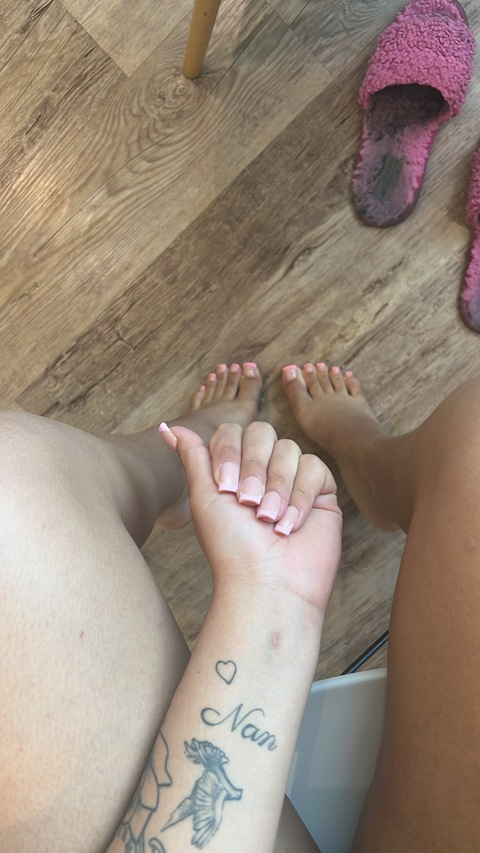 Header of hazeldreamss