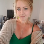 kathryn55 (Kathryn Cozens) OnlyFans Leaked Content 

 profile picture