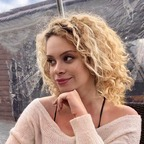 melanialove OnlyFans Leak 

 profile picture