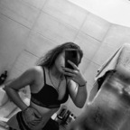 nicol28 OnlyFans Leak 

 profile picture
