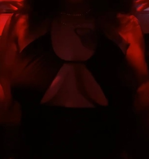 Header of redpetitebabe