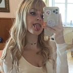 Free access to shyphoebefree Leaked OnlyFans 

 profile picture