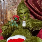 thegrinchhh (Christmas Season all year 🫦) free OnlyFans Leaked Pictures & Videos 

 profile picture
