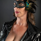 therealmaskedmilf OnlyFans Leaked 

 profile picture