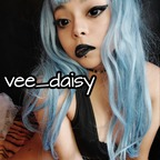 Vee (vee_daisy) Leaked OnlyFans 

 profile picture